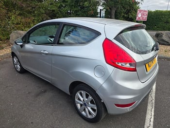 Used Ford Fiesta 2011 for sale - 79830811: Photo