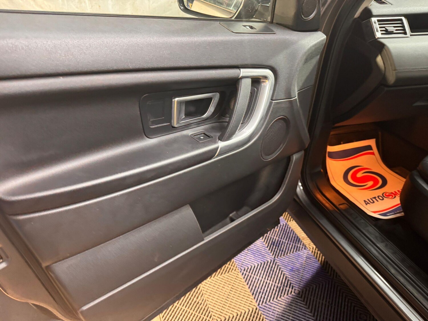 Used Land Rover Discovery Sport 2016 for sale - 77959421: Photo 25