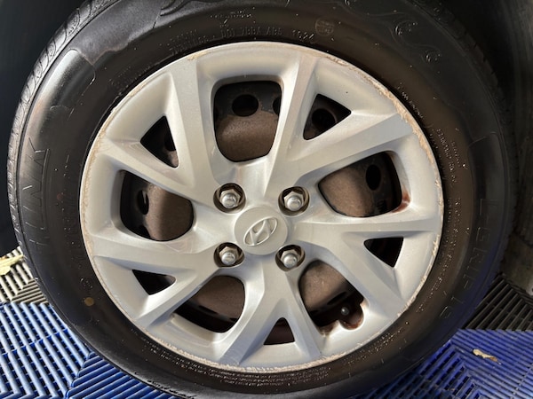 Used Hyundai i10 2017 for sale - 76214219: Photo 18