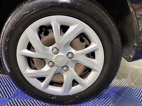 Used Hyundai i10 2017 for sale - 76214219: Photo 19
