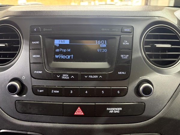 Used Hyundai i10 2017 for sale - 76214219: Photo 23