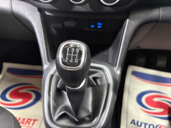Used Hyundai i10 2017 for sale - 76214219: Photo 7