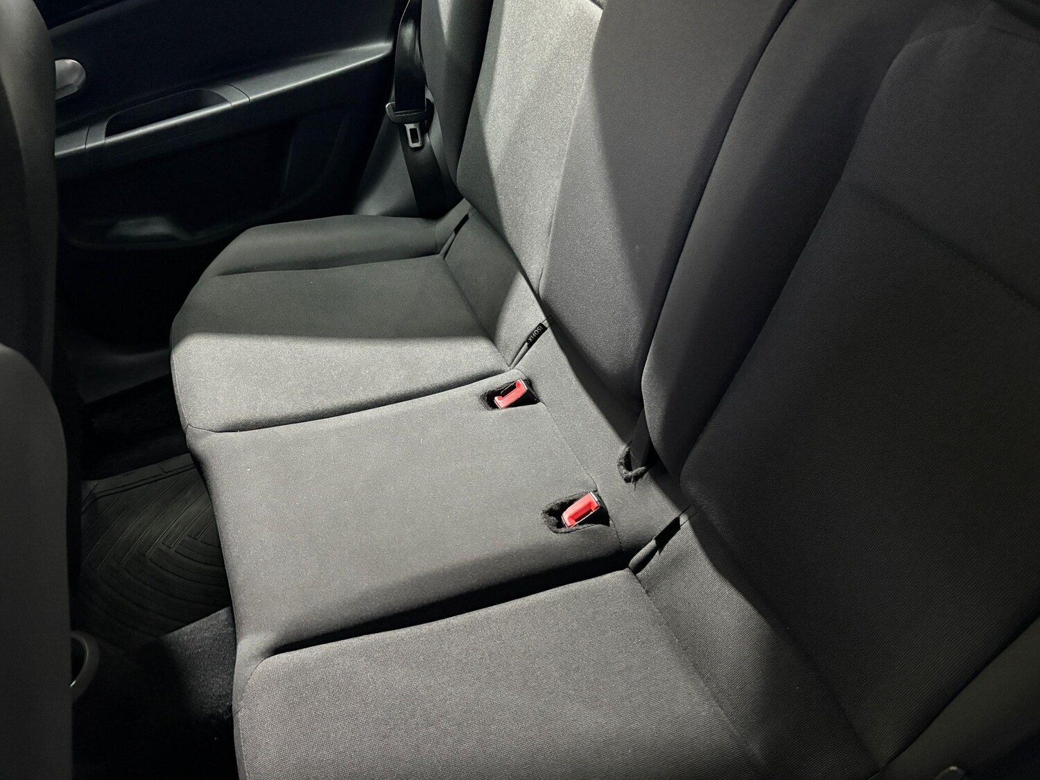 Used Volkswagen up! 2018 for sale - 76550483: Photo 29