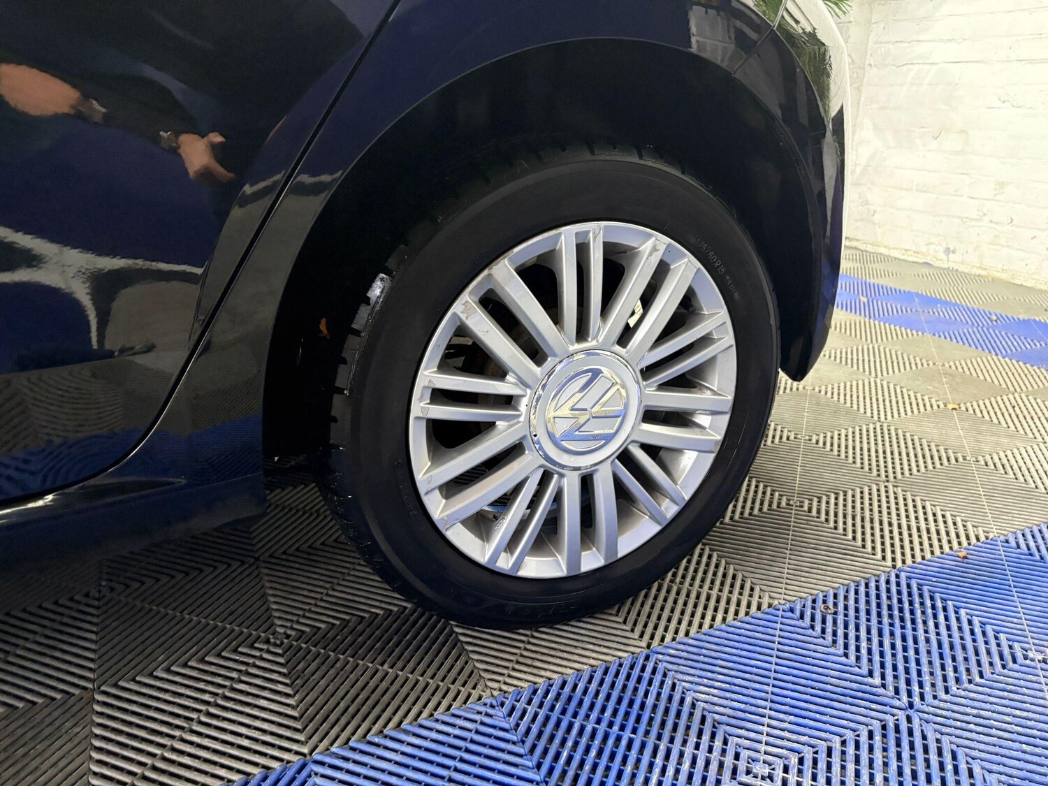 Used Volkswagen up! 2018 for sale - 76550483: Photo 41