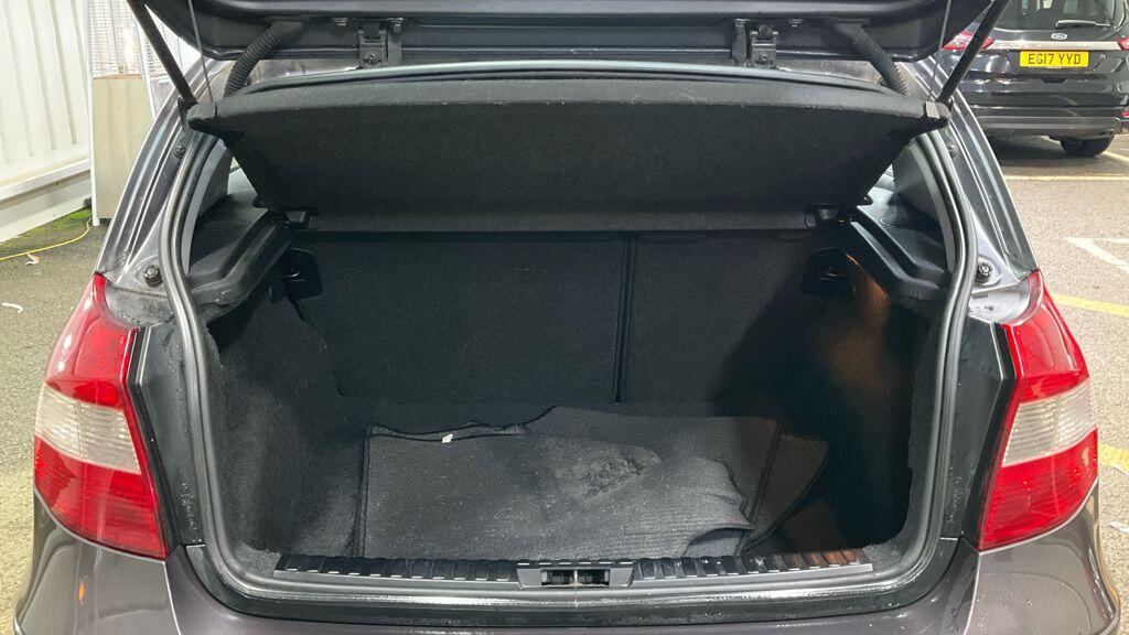 Used BMW 1 Series 2005 for sale - 77330658: Photo 10