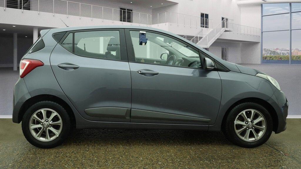 Used Hyundai i10 2016 for sale - 78086299: Photo 11