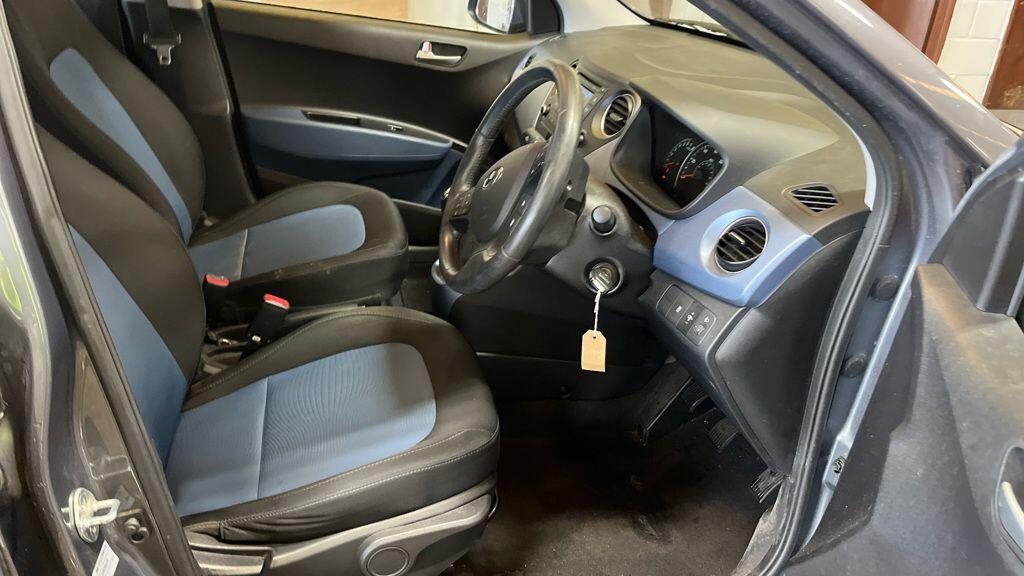 Used Hyundai i10 2016 for sale - 78086299: Photo 16