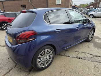 Used Peugeot 208 2016 for sale - 79712354: Photo