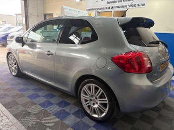 Used Toyota Auris 2009 for sale - 75720722: Photo
