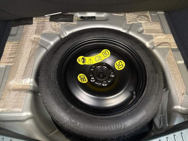 Used Ford C-Max 2013 for sale - 75153242: Photo 22