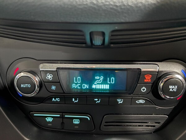 Used Ford C-Max 2013 for sale - 75153242: Photo 30