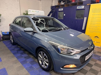 Used Hyundai i20 2015 for sale - 79426245: Photo