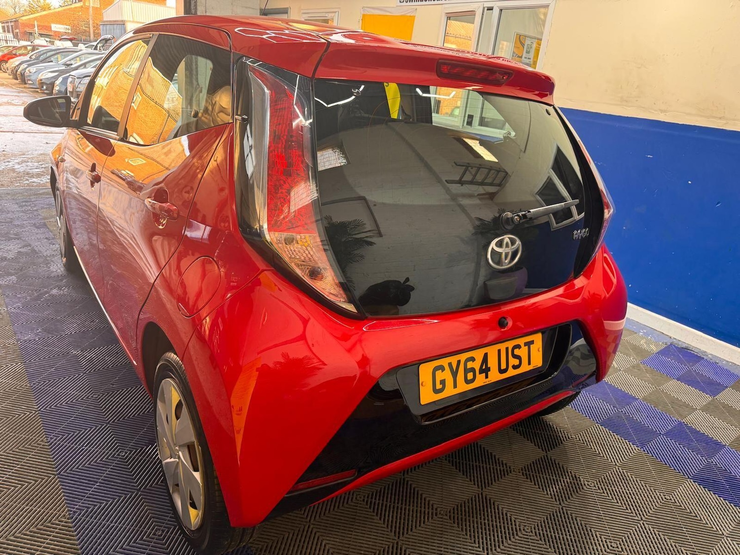 Used Toyota AYGO 2014 for sale - 77190470: Photo 33