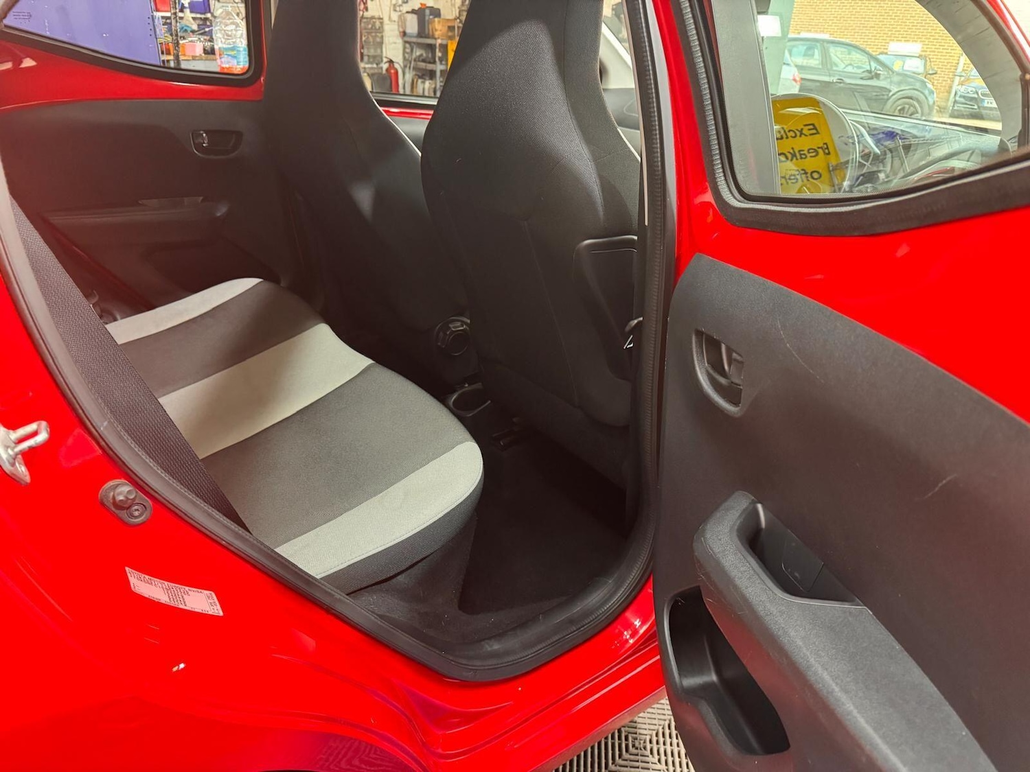 Used Toyota AYGO 2014 for sale - 77190470: Photo 45