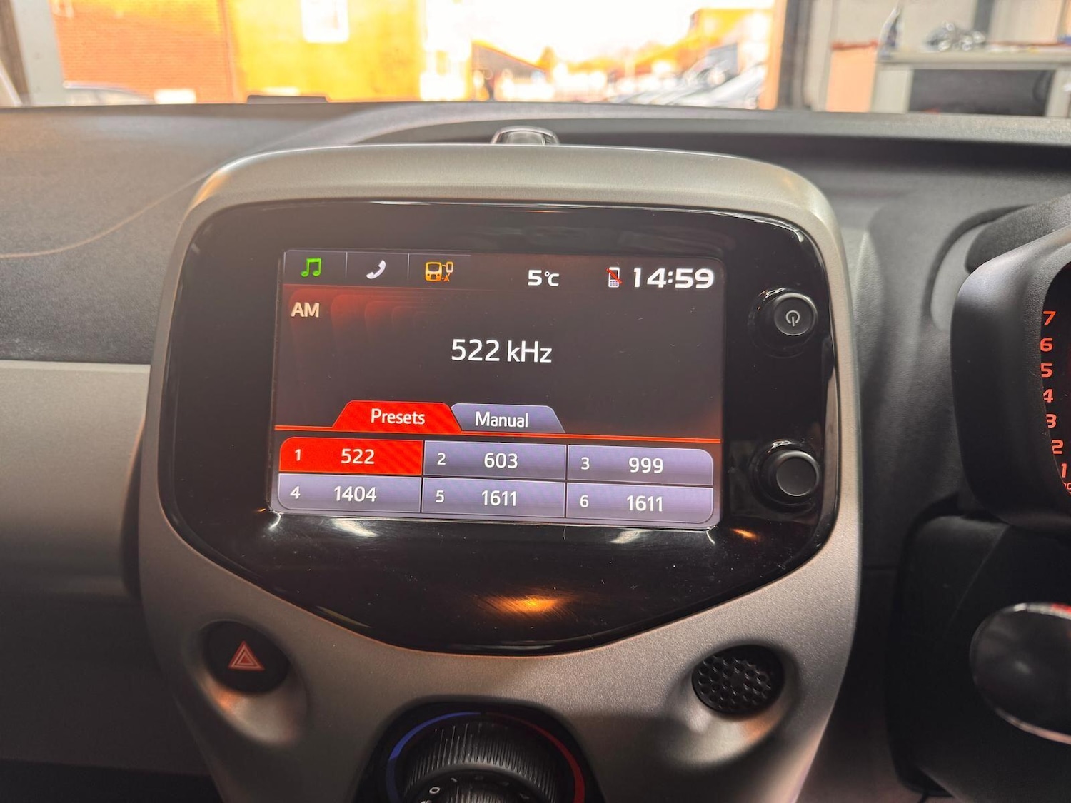 Used Toyota AYGO 2014 for sale - 77190470: Photo 50