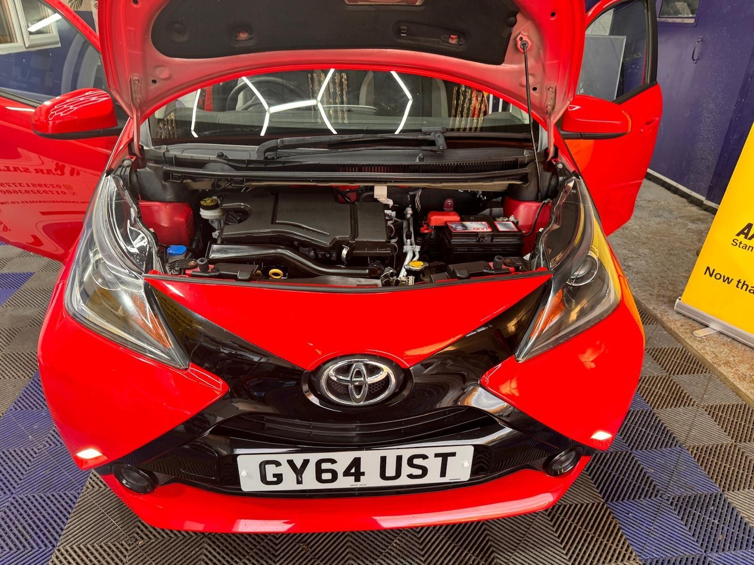 Used Toyota AYGO 2014 for sale - 77190470: Photo 64