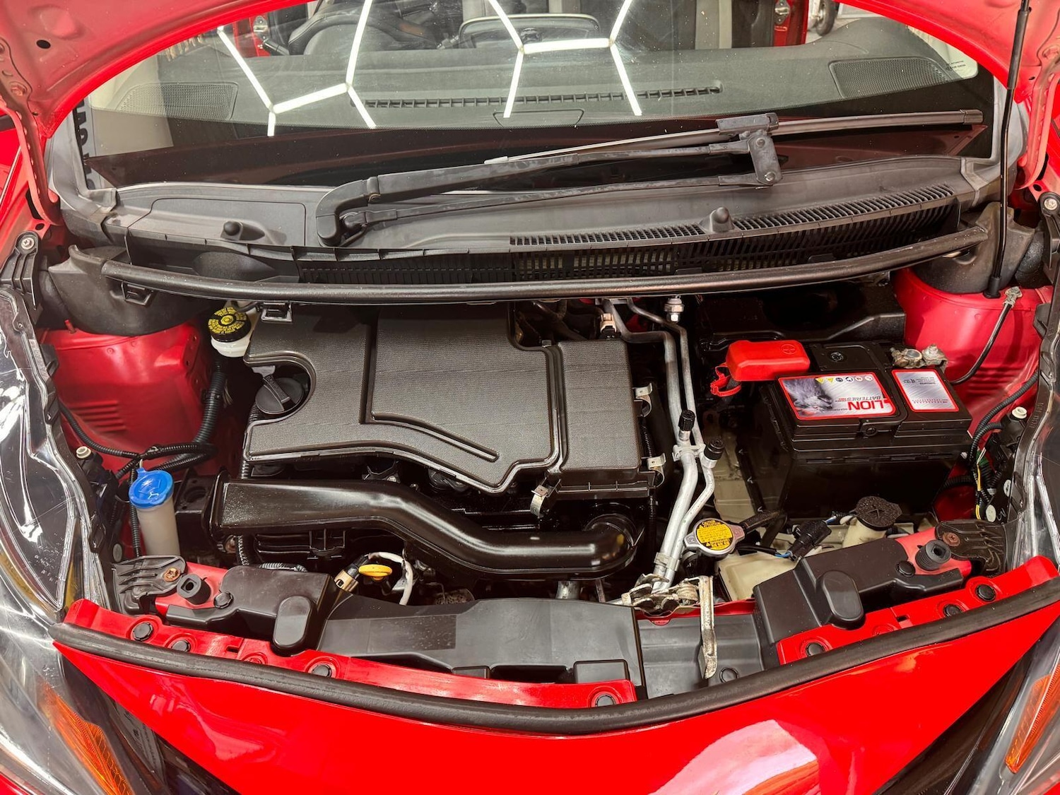 Used Toyota AYGO 2014 for sale - 77190470: Photo 65