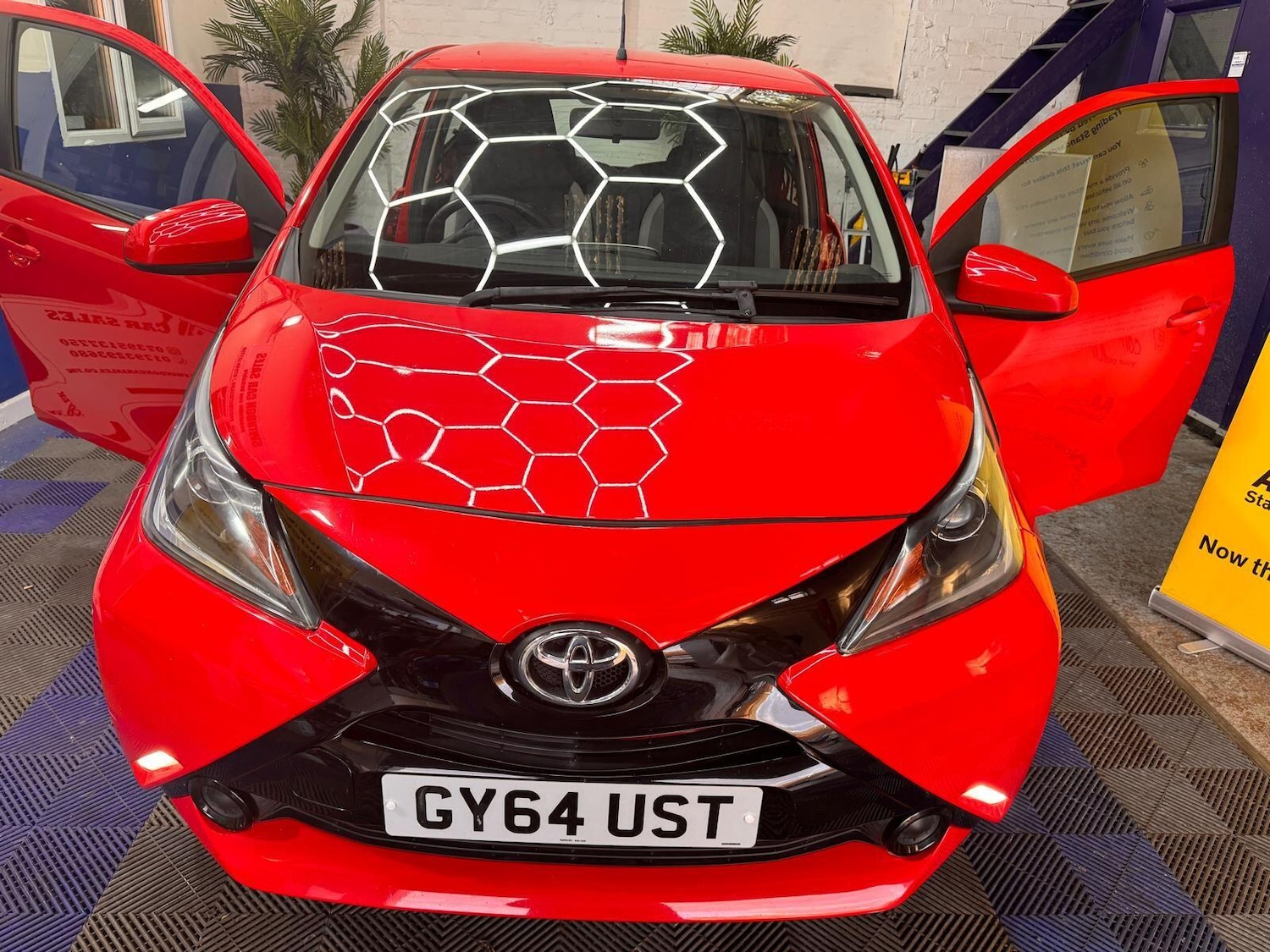 Used Toyota AYGO 2014 for sale - 77190470: Photo 66