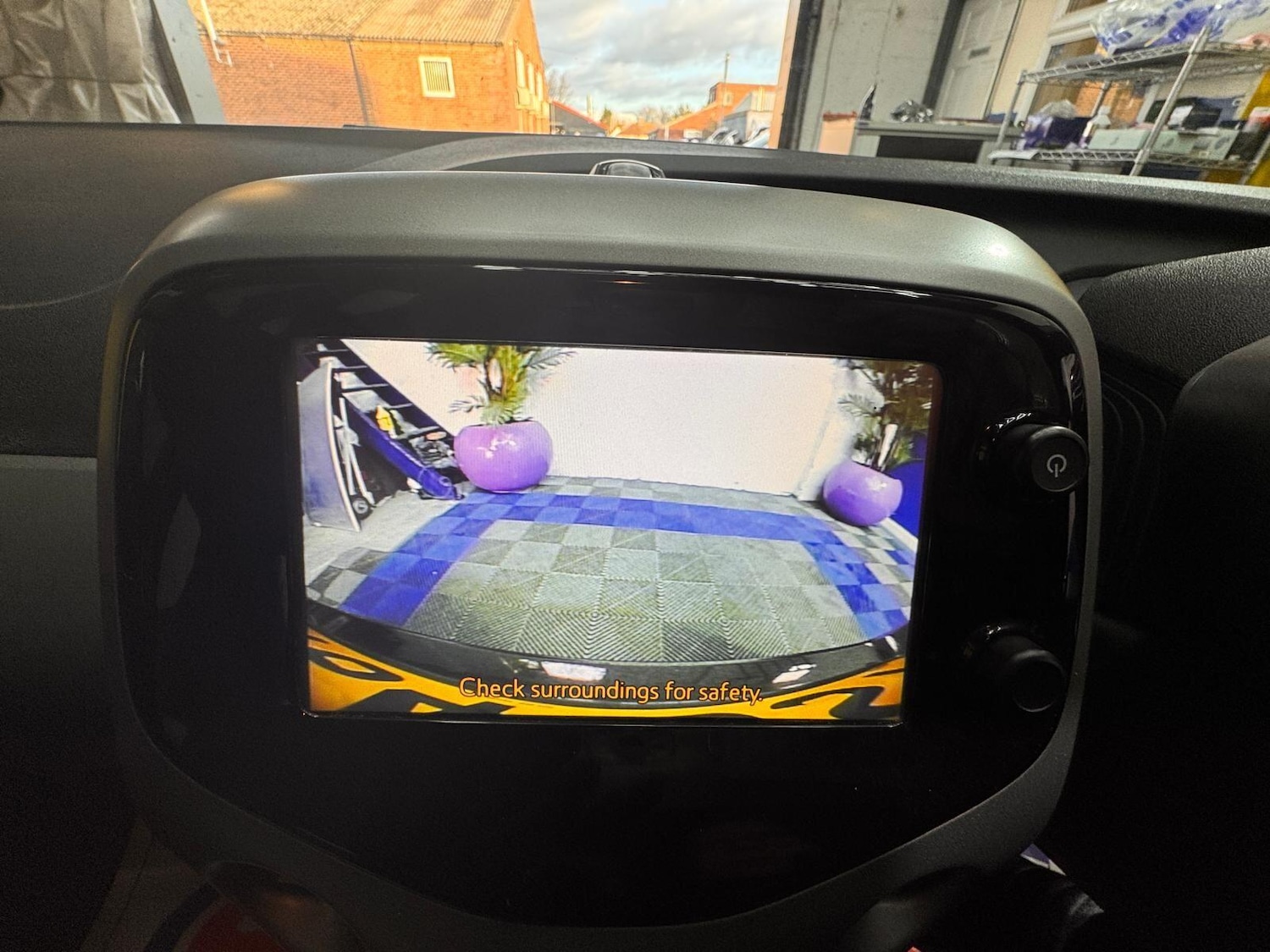 Used Toyota AYGO 2014 for sale - 77190470: Photo 69