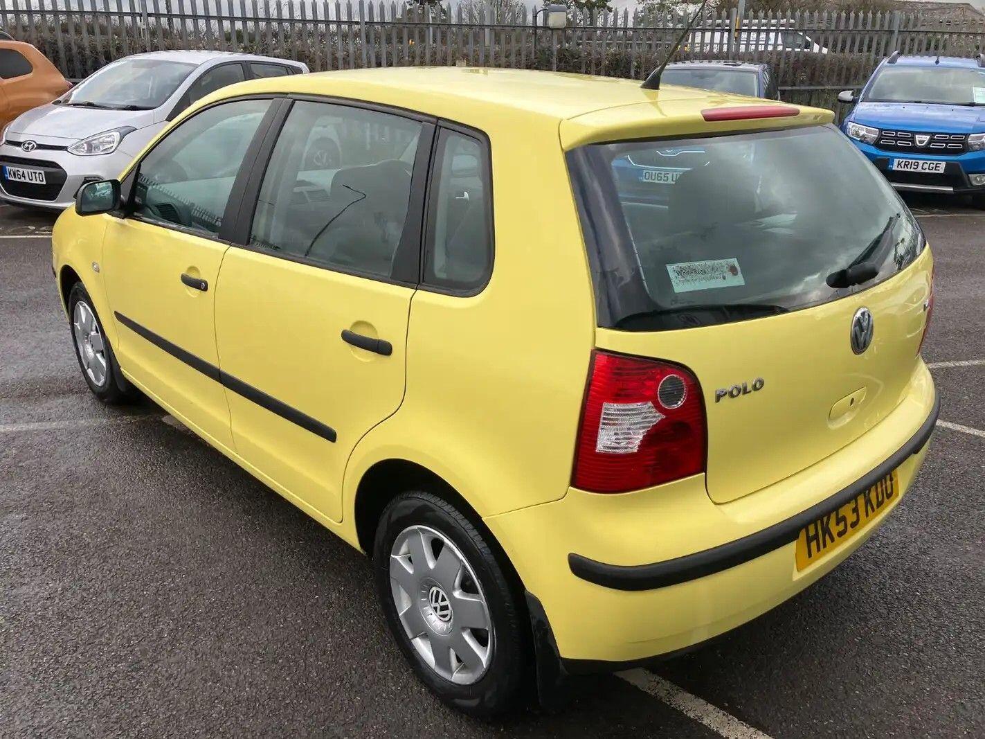 Used Volkswagen Polo 2003 for sale - 77959433: Photo 2