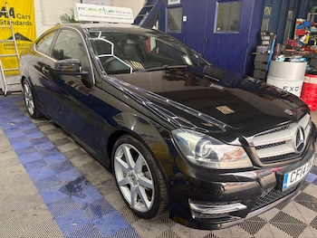 Used Mercedes-Benz C Class 2014 for sale - 76644652: Photo