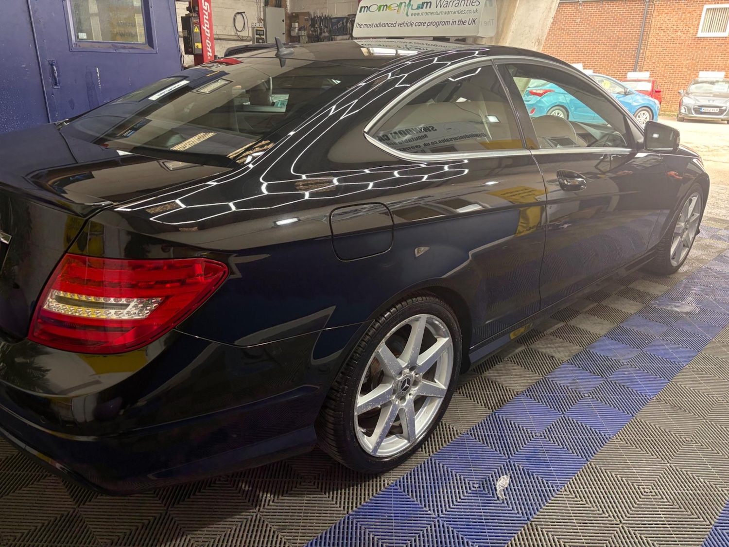 Used Mercedes-Benz C Class 2014 for sale - 76644652: Photo 7