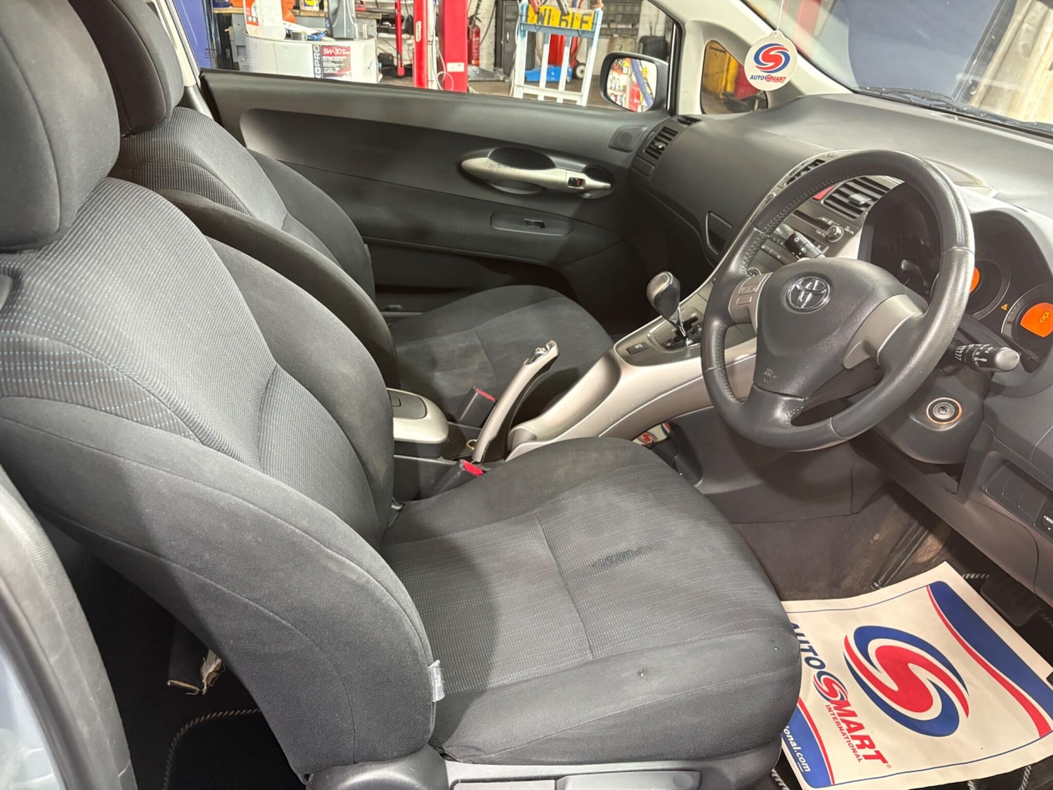 Used Toyota Auris 2009 for sale - 76425485: Photo 7