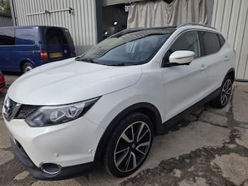 Used Nissan Qashqai 2015 for sale - 79727098: Photo