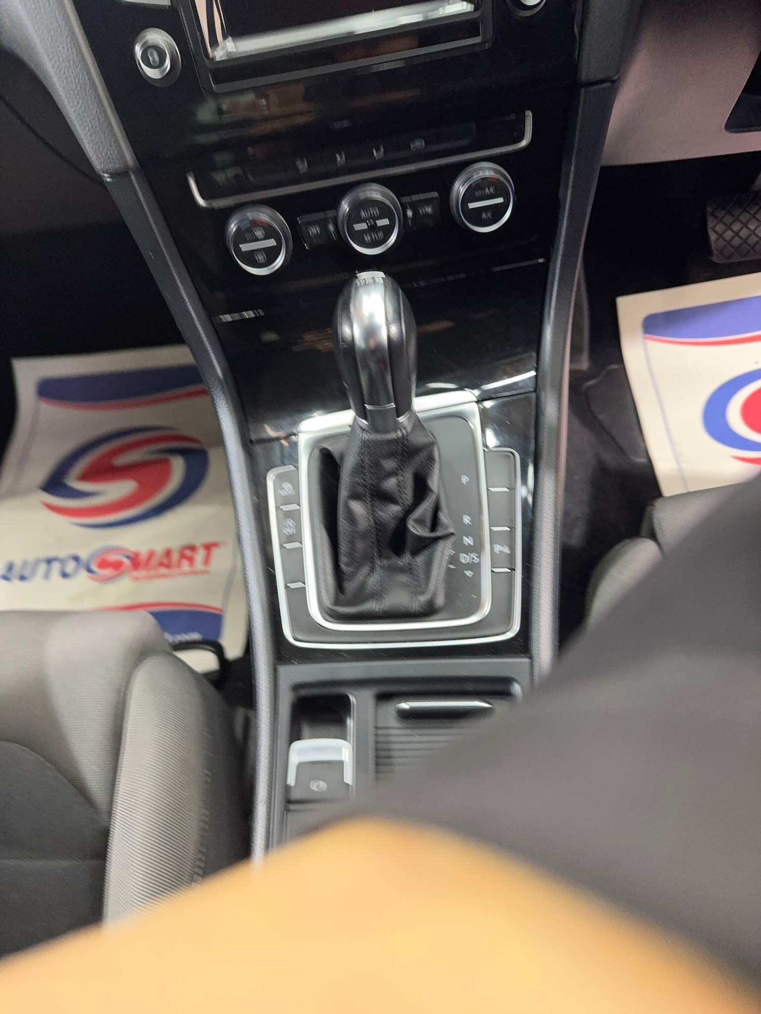 Used Volkswagen Golf 2013 for sale - 76592455: Photo 43