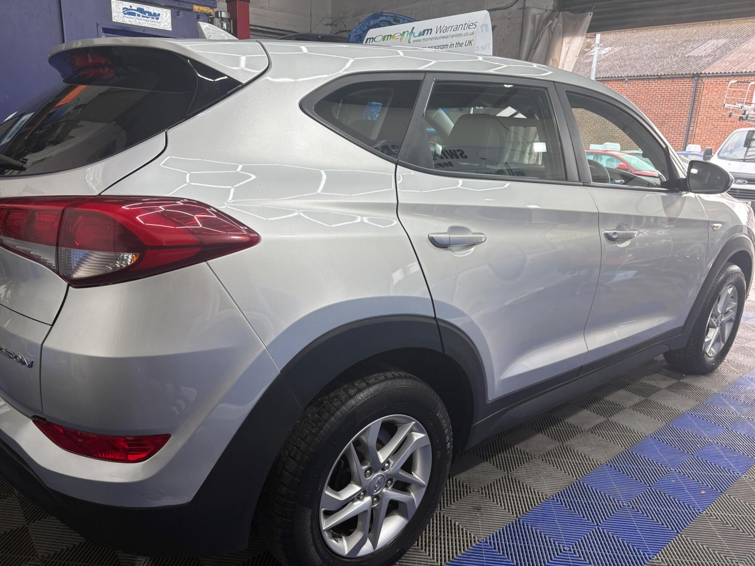Used Hyundai TUCSON 2017 for sale - 75916164: Photo 5