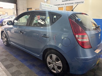 Used Hyundai i30 2011 for sale - 76159075: Photo 4