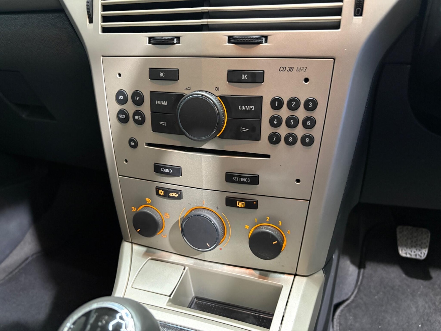 Used Vauxhall Astra 2008 for sale - 76657237: Photo 10