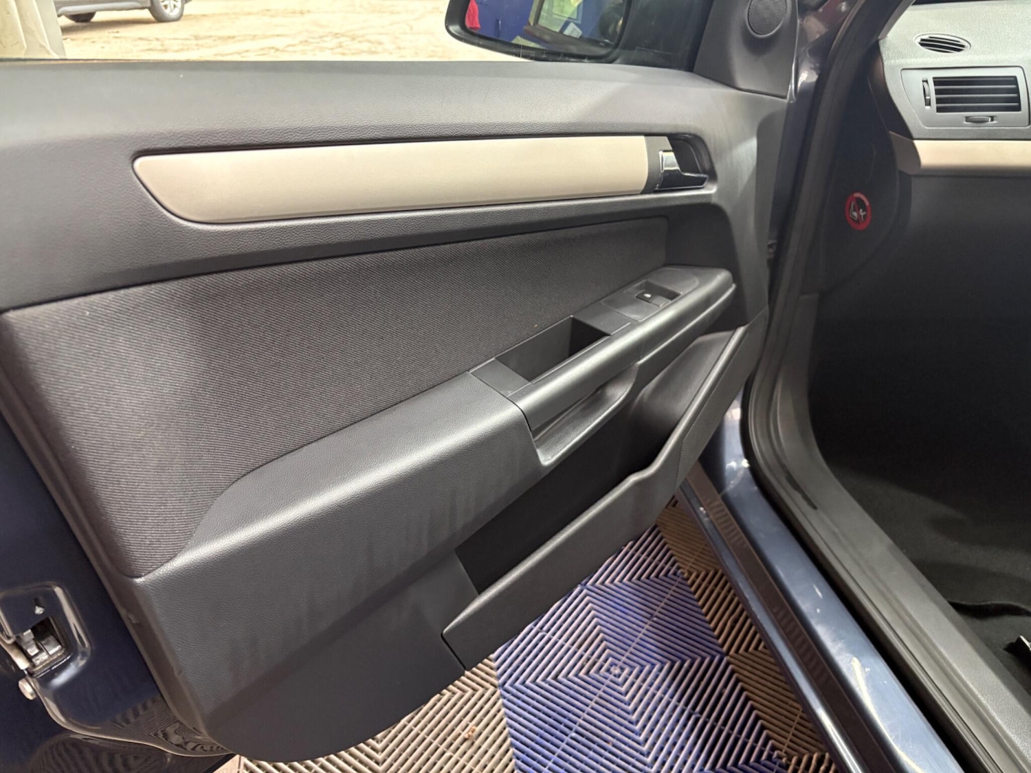 Used Vauxhall Astra 2008 for sale - 76657237: Photo 19