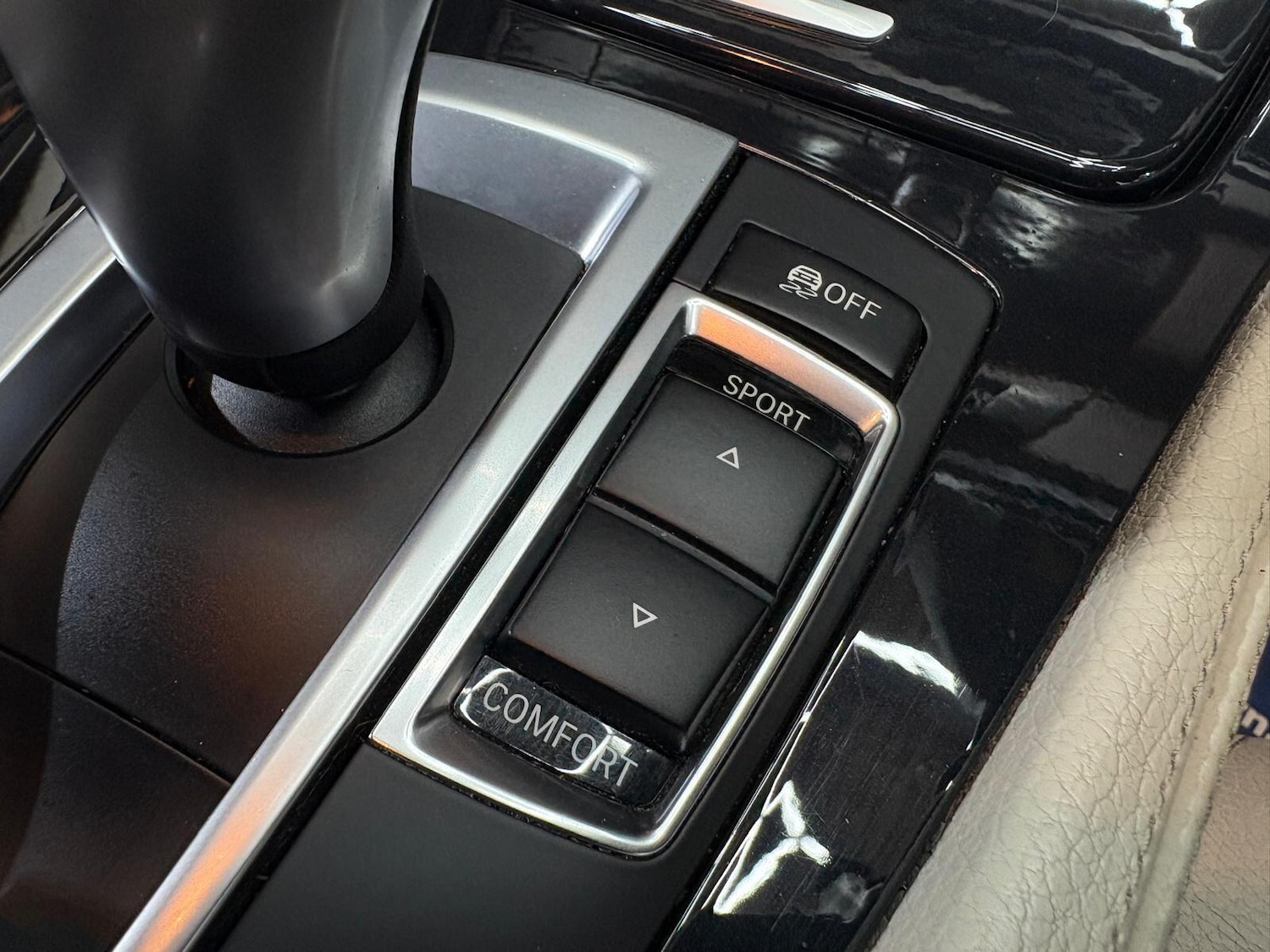 Used BMW 5 Series 2015 for sale - 77067145: Photo 93