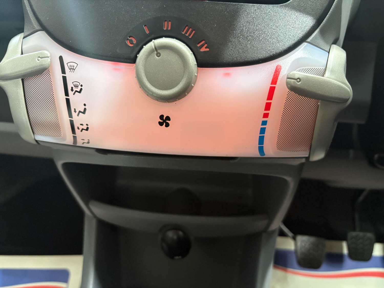 Used Citroen C1 2008 for sale - 76377887: Photo 17