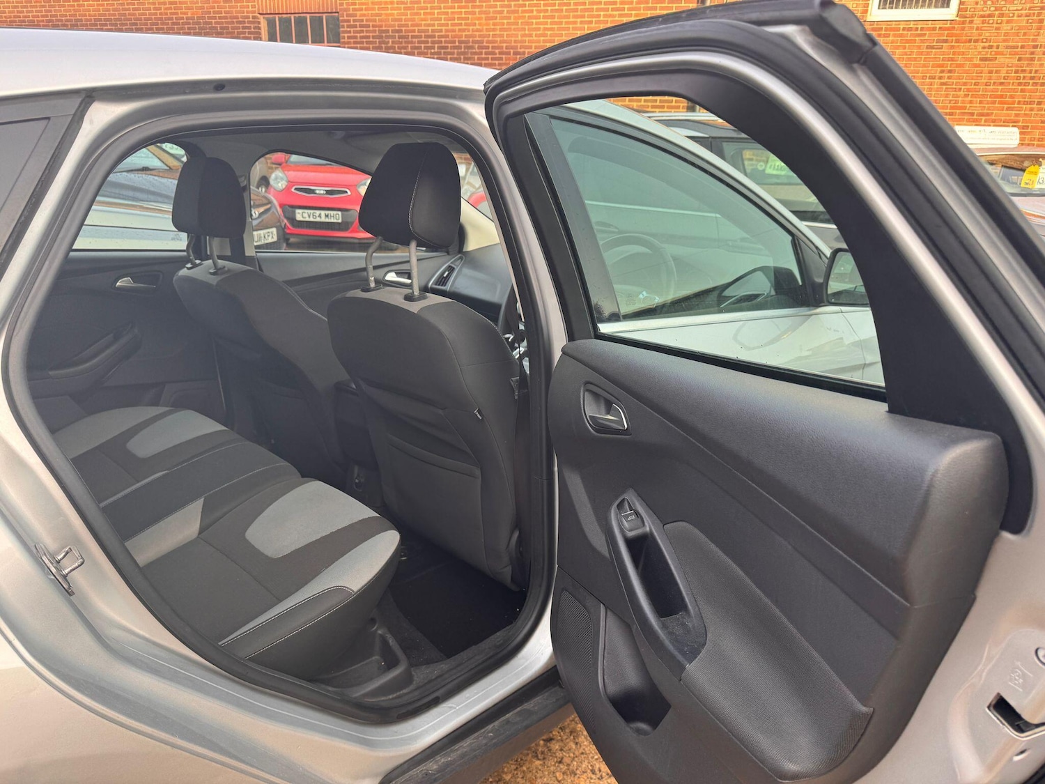 Used Ford Focus 2012 for sale - 76886550: Photo 46