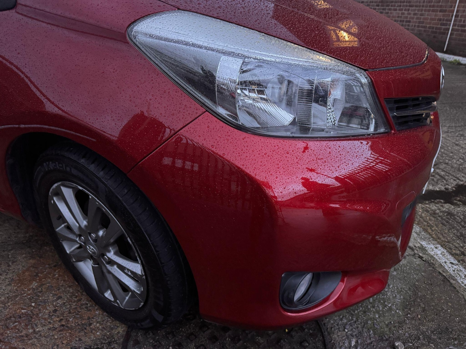 Used Toyota Yaris 2014 for sale - 77028924: Photo 37