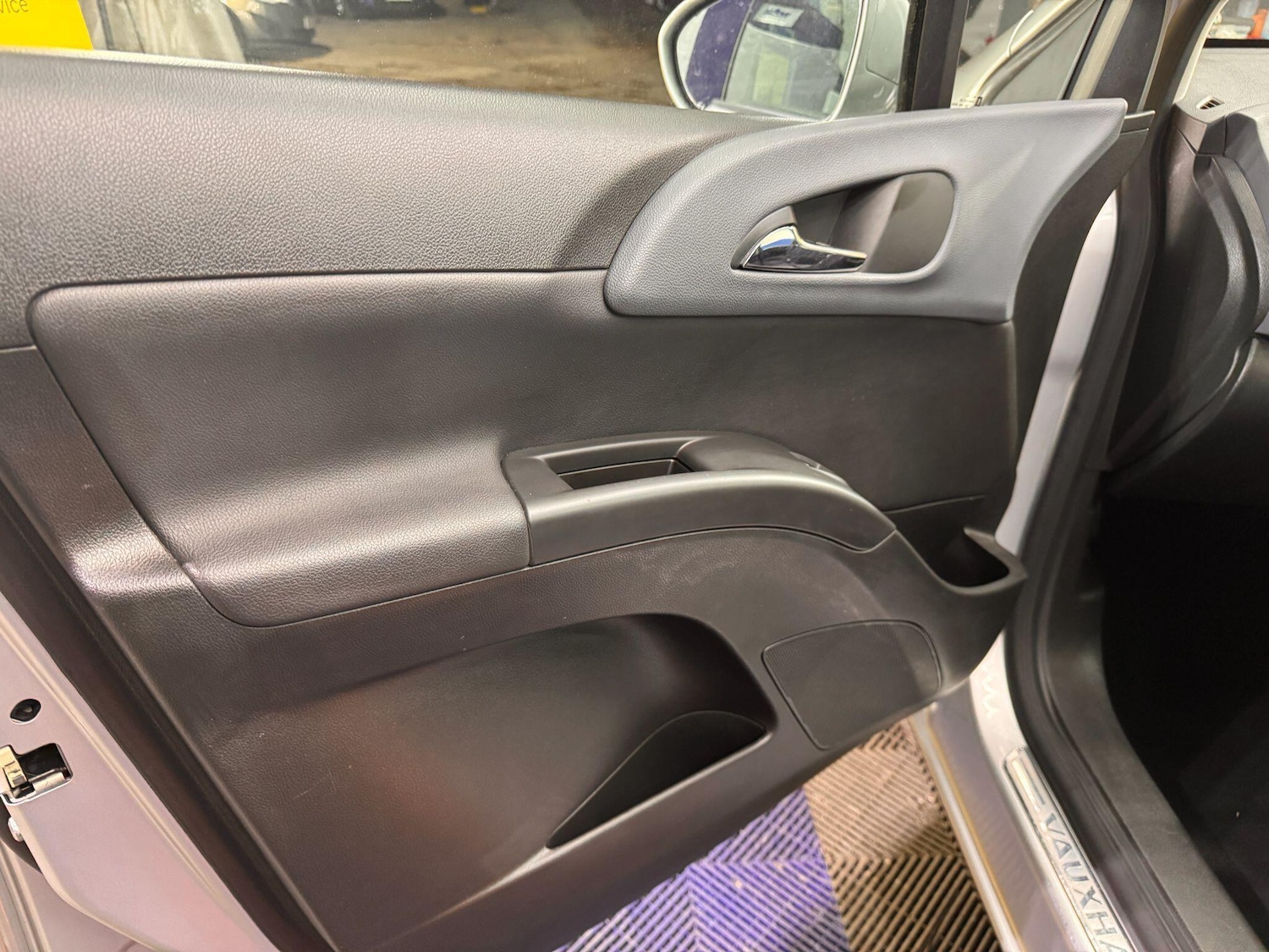 Used Vauxhall Meriva 2011 for sale - 77054024: Photo 40