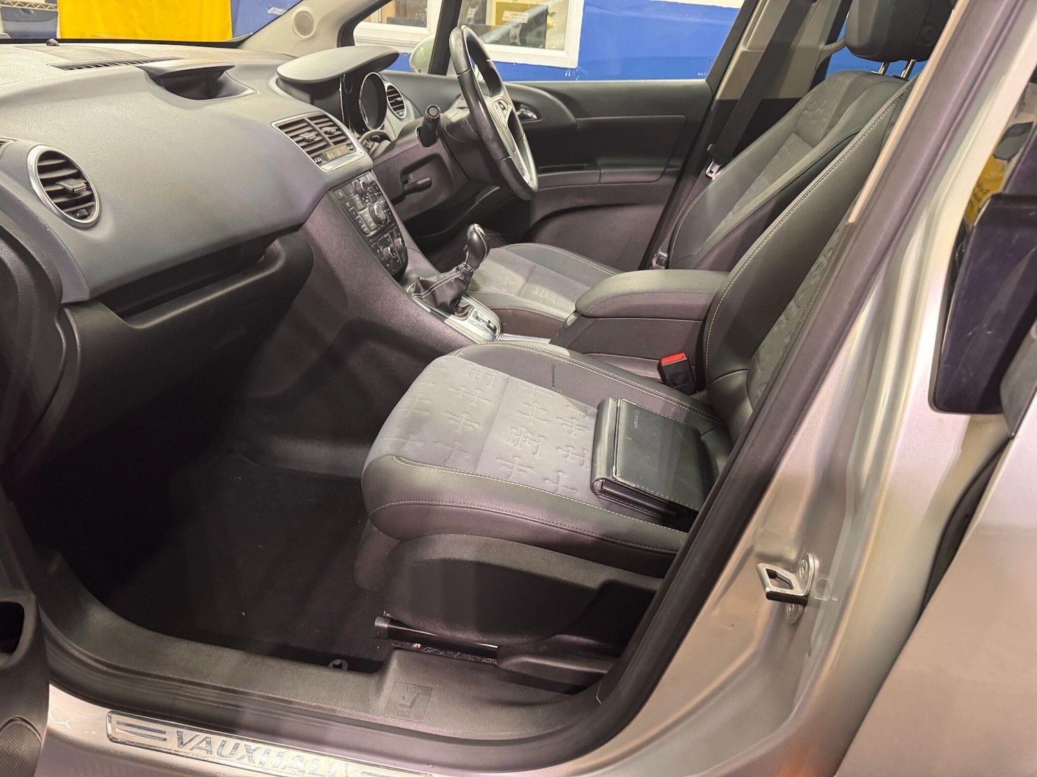 Used Vauxhall Meriva 2011 for sale - 77054024: Photo 59