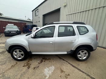 Used Dacia Duster 2012 for sale - 79669014: Photo