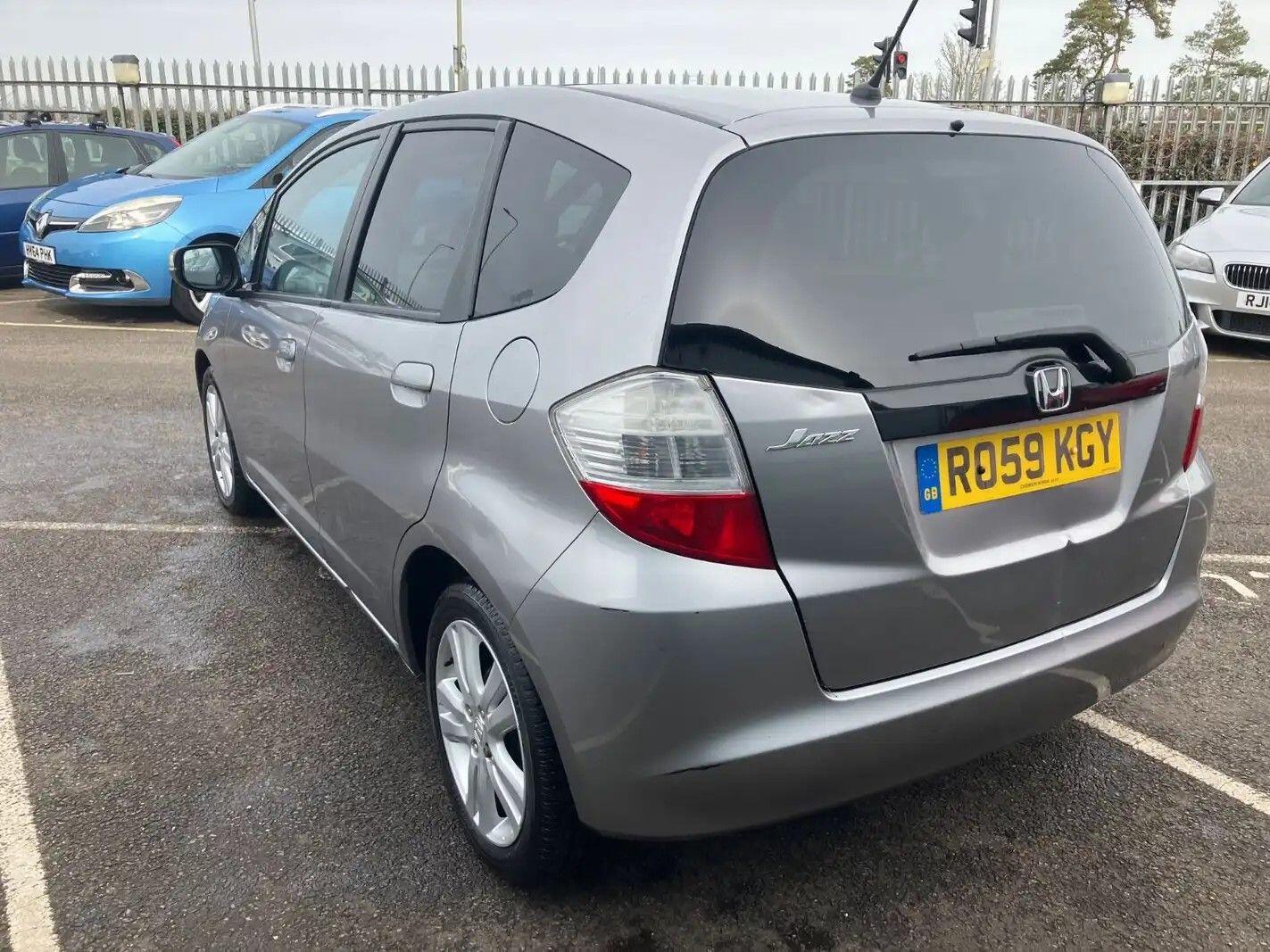 Used Honda Jazz for sale - 77597970: Photo 3