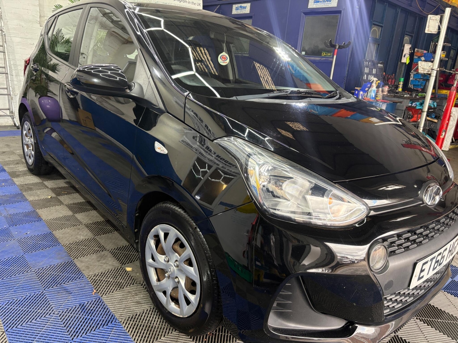 Used Hyundai i10 for sale - 76551043: Photo 2