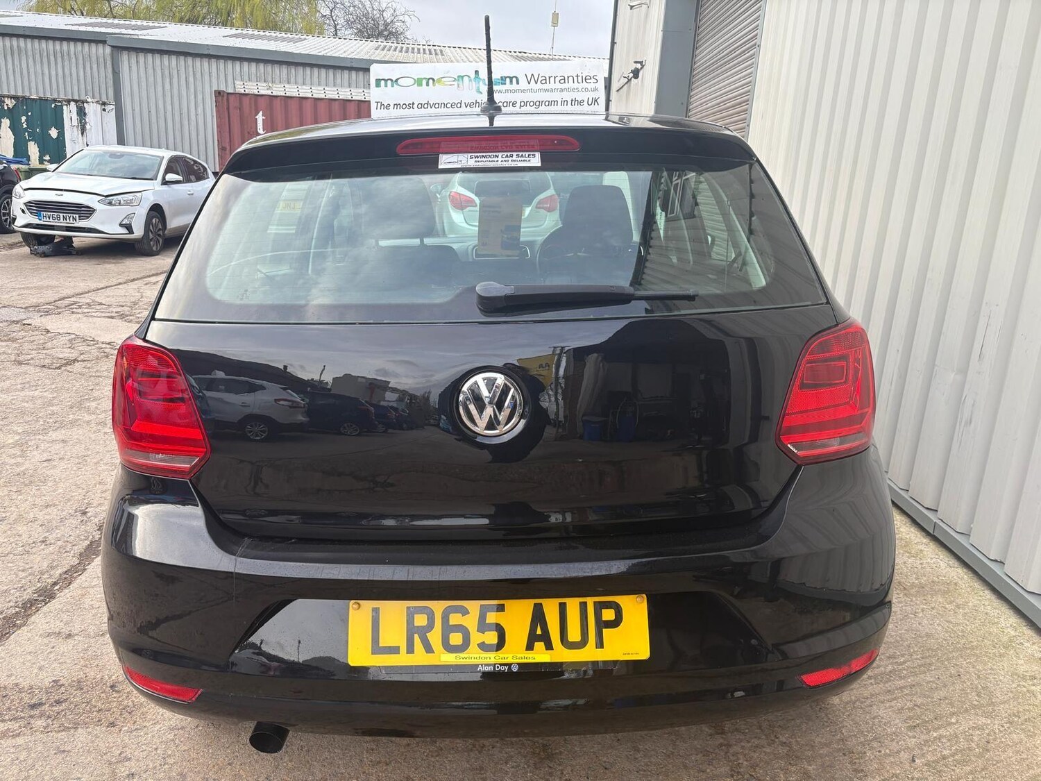 Used Volkswagen Polo 2015 for sale - 77959408: Photo 18