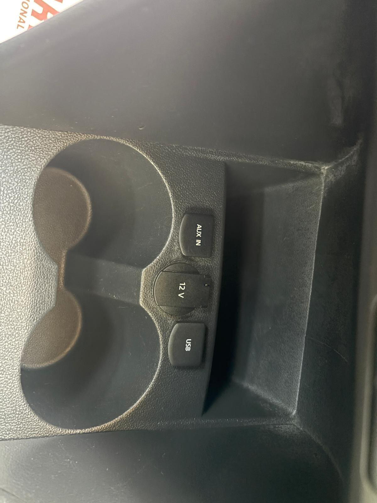 Used Volkswagen Polo 2015 for sale - 77959408: Photo 28