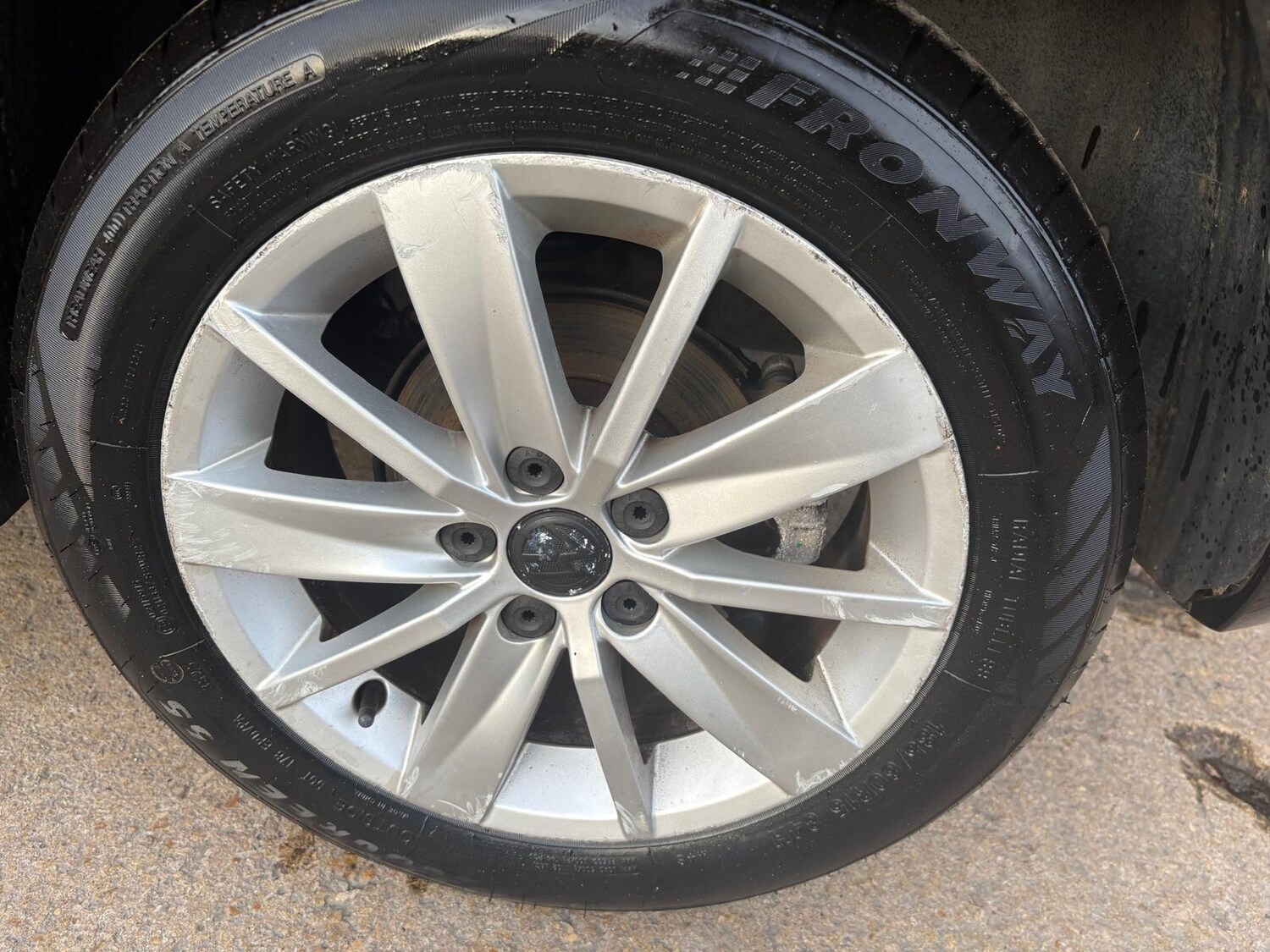 Used Volkswagen Polo 2015 for sale - 77959408: Photo 37