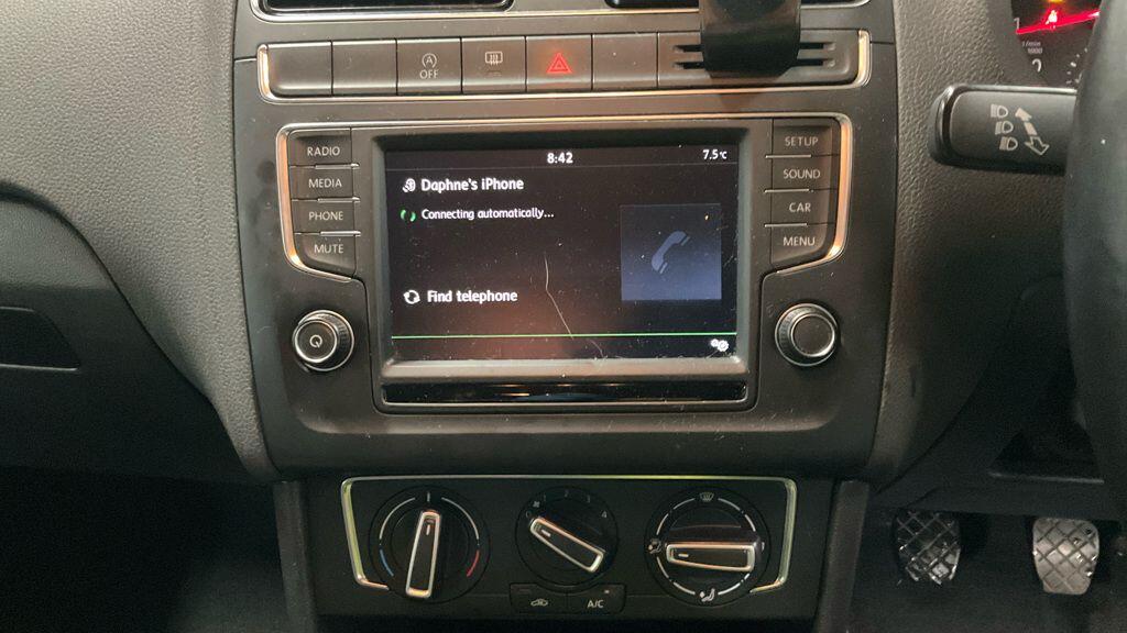 Used Volkswagen Polo 2015 for sale - 77959408: Photo 39