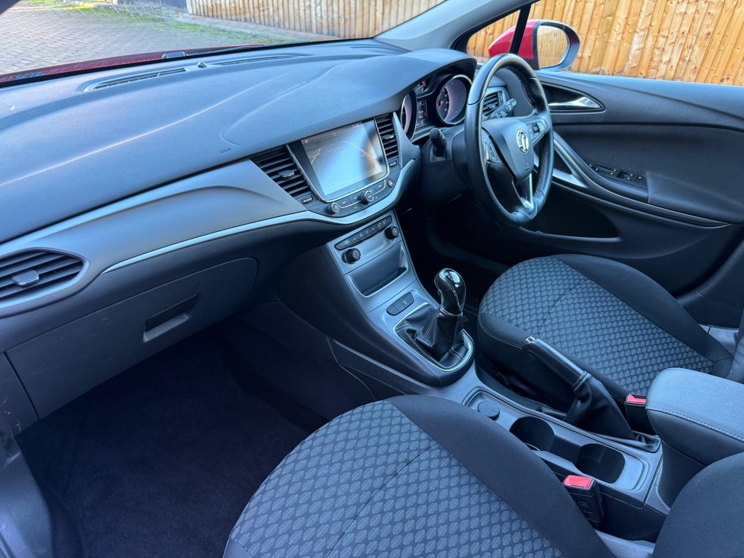 Used Vauxhall Astra 2017 for sale - 76786427: Photo 39