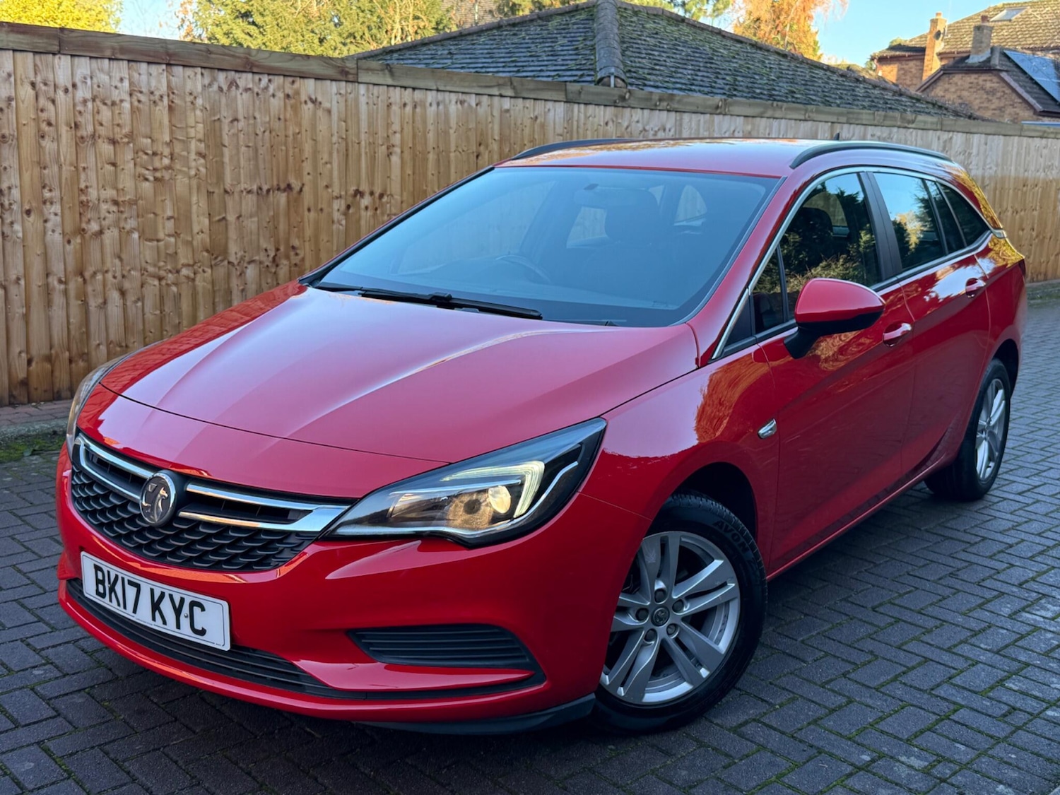 Used Vauxhall Astra 2017 for sale - 76786427: Photo 4