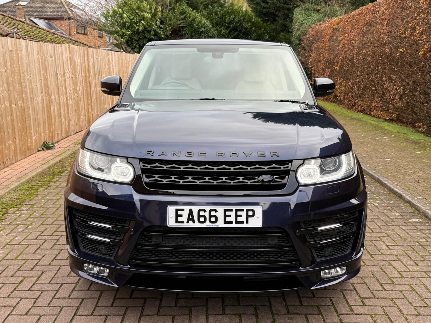 Used Land Rover Range Rover Sport 2016 for sale - 76752711: Photo 2