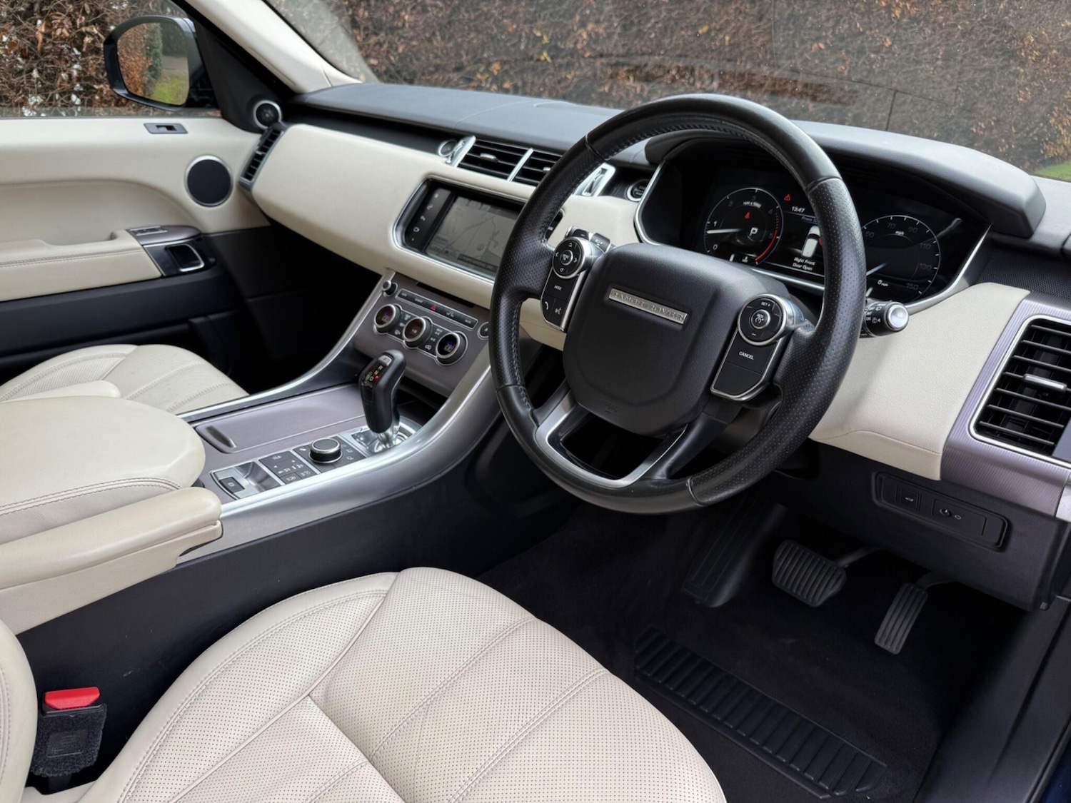 Used Land Rover Range Rover Sport 2016 for sale - 76752711: Photo 44